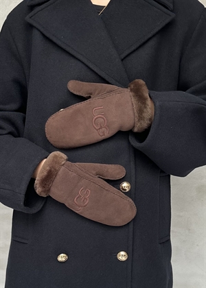 W Shearling UGG Embroider mitten Burnt Cedar UGG 